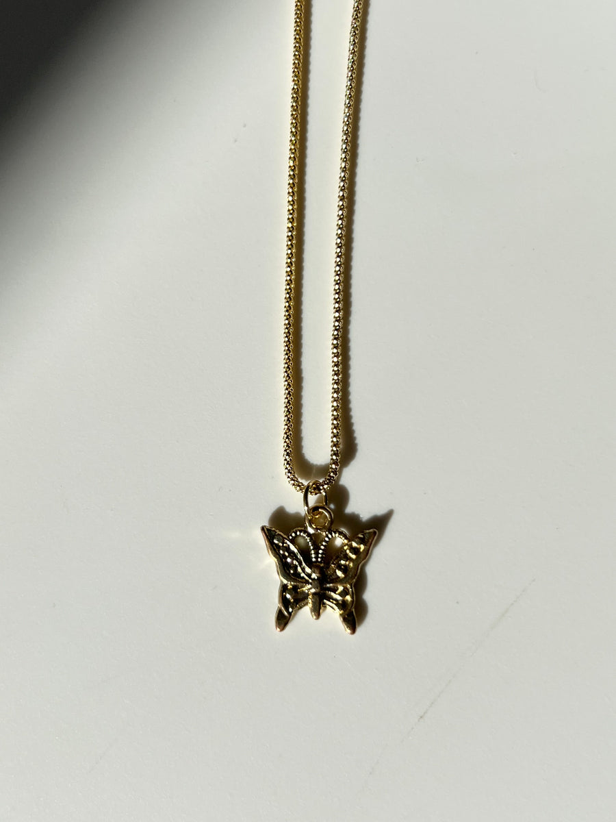 VINTAGE BUTTERFLY 18K GOLD PLATED NECKLACE